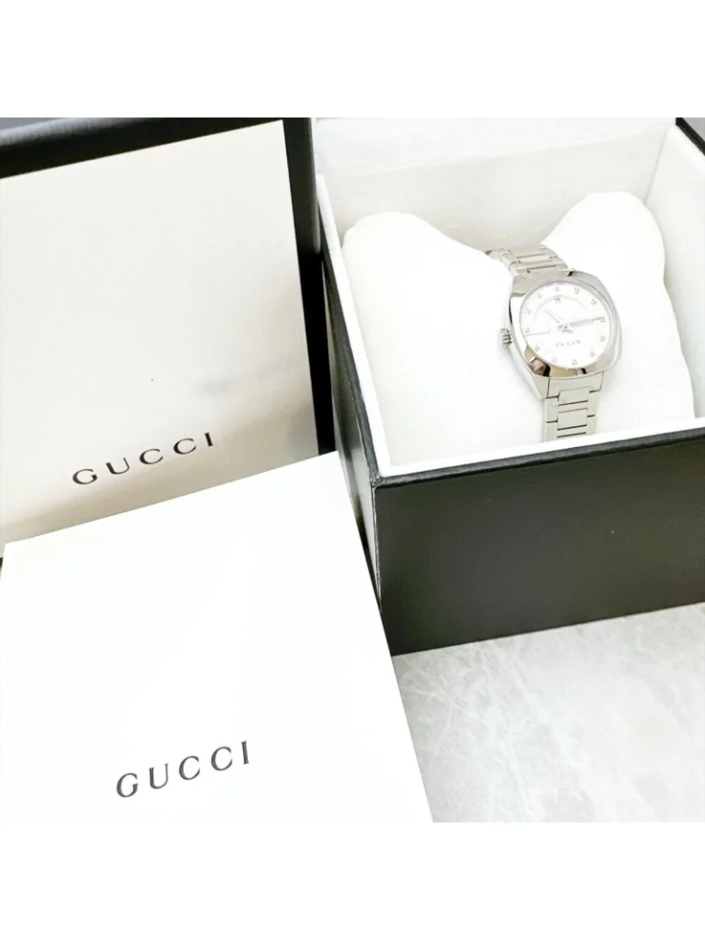 Gucci 142.5 Watch Diamond Quartz Stainless Steel 17